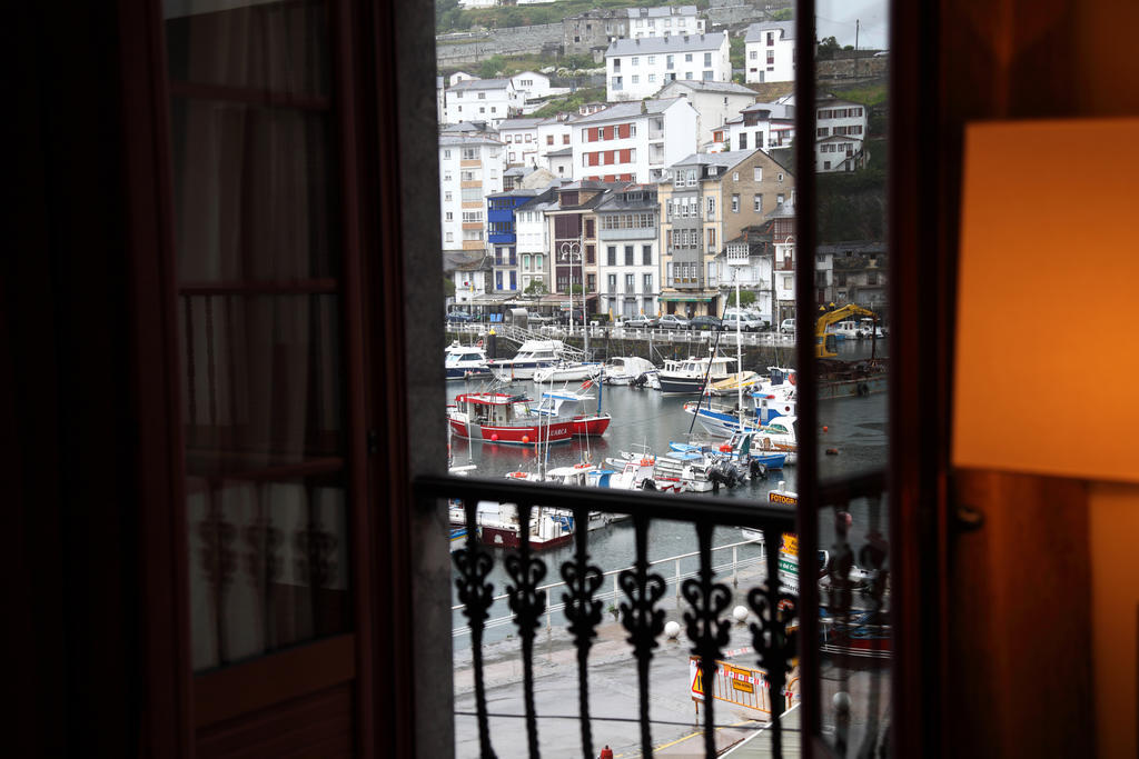 Hotel Baltico Luarca Exteriör bild
