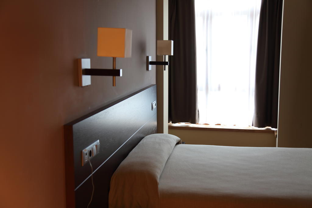Hotel Baltico Luarca Rum bild
