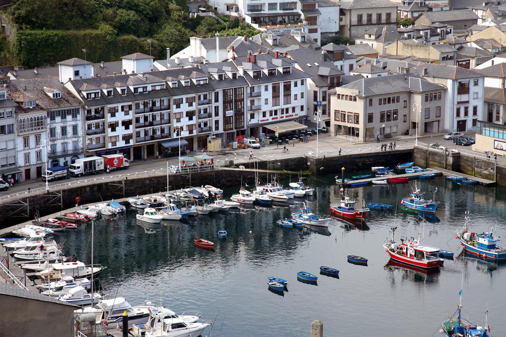 Hotel Baltico Luarca Exteriör bild